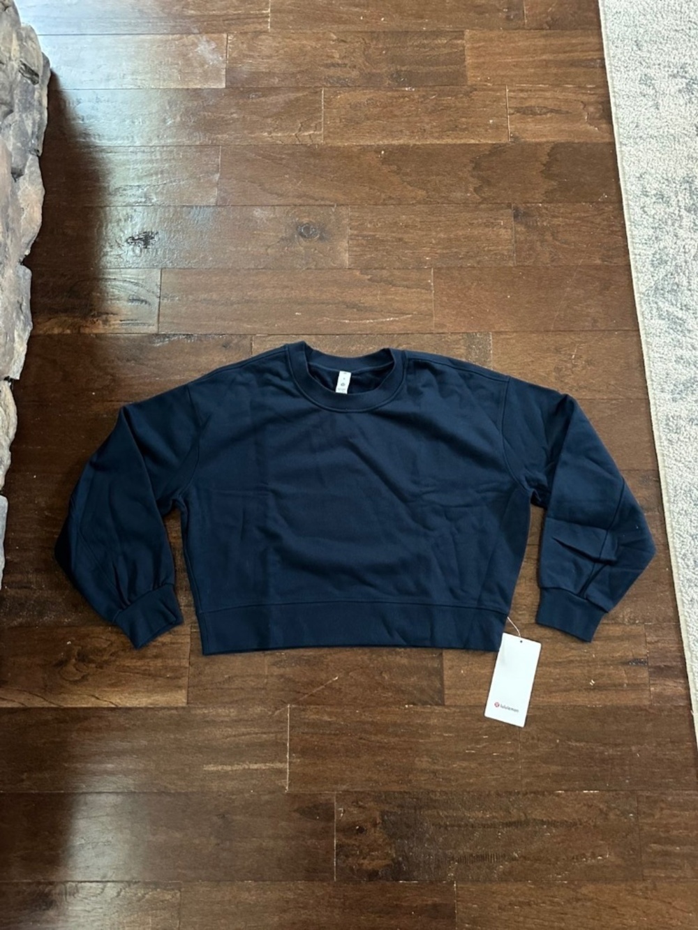Lululemon Perfectly Oversized Cropped Crew size 6 Navy-NWT - Picture 7 of 10
